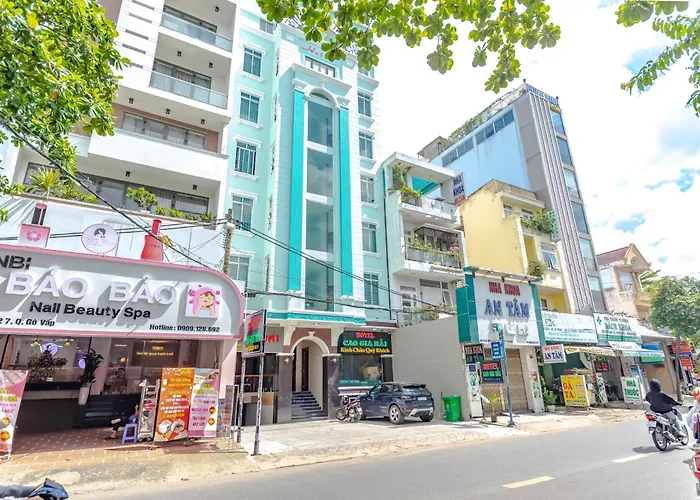 Khách sạn Sao Việt